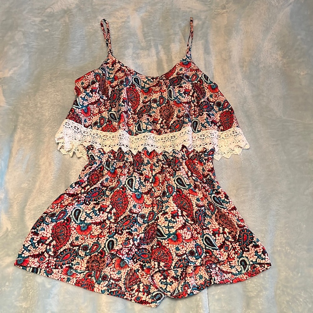 Socialite Paisley Print Romper with Pockets & Lace Trim